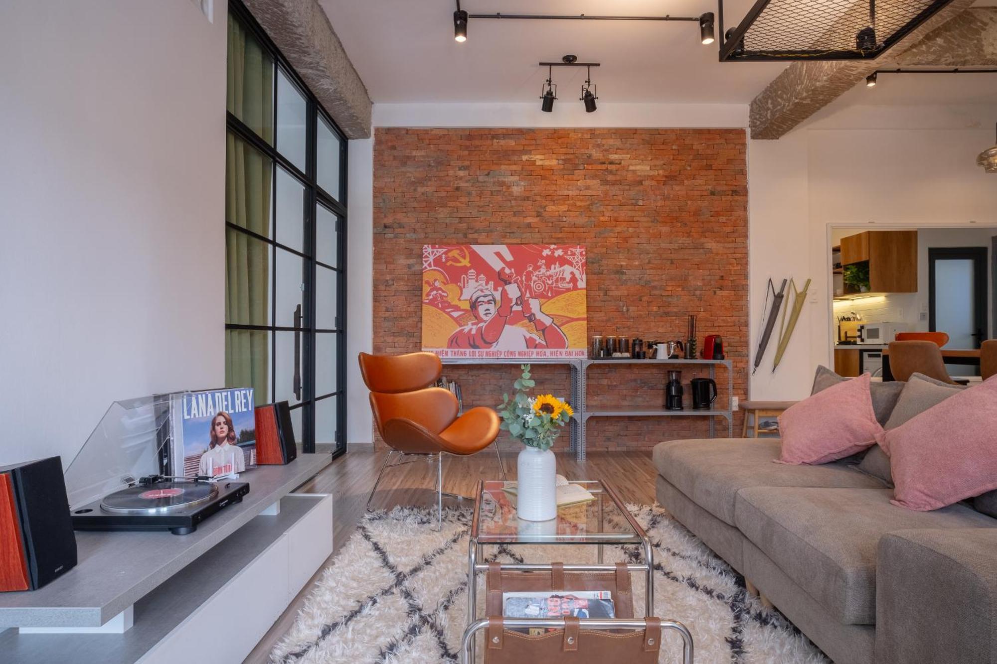 Cool Urban Oasis Near Downtown By Circadian Apartment